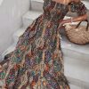 Vestito lungo bohemien spalla scoperta con stampa tropicale, motivo vibrante paisley e floreale, dettagli arricciati, tessuto in poliestere, perfetto per spiaggia o uscite casual, coprispiaggia, motivo paisley, vestito leggero, abito da spiaggia - immagine 5
