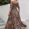 Vestito lungo bohemien spalla scoperta con stampa tropicale, motivo vibrante paisley e floreale, dettagli arricciati, tessuto in poliestere, perfetto per spiaggia o uscite casual, coprispiaggia, motivo paisley, vestito leggero, abito da spiaggia - immagine 2